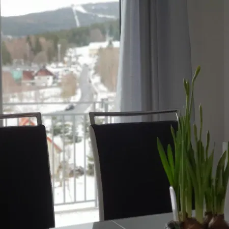 Vera Zakopianska 22 C M10