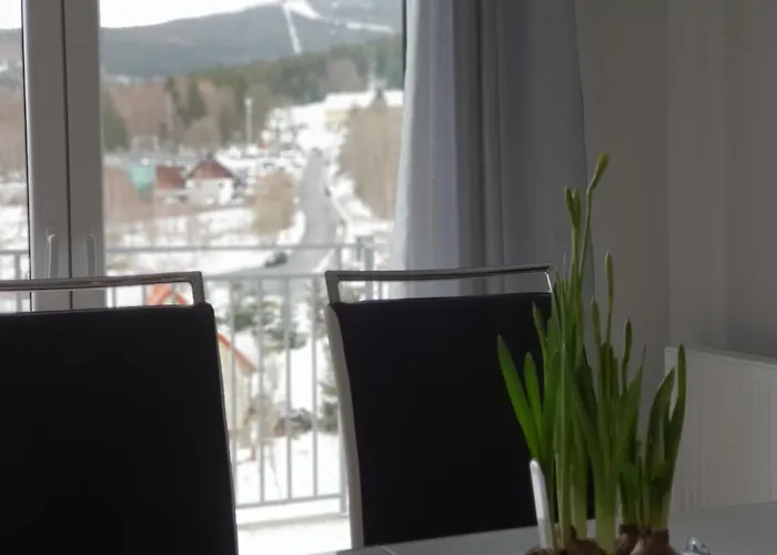 Vera Zakopianska 22 C M10