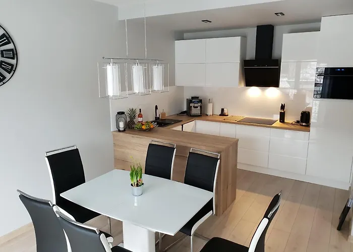 Vera Zakopianska 22 C M10 شقة Świeradów-Zdrój